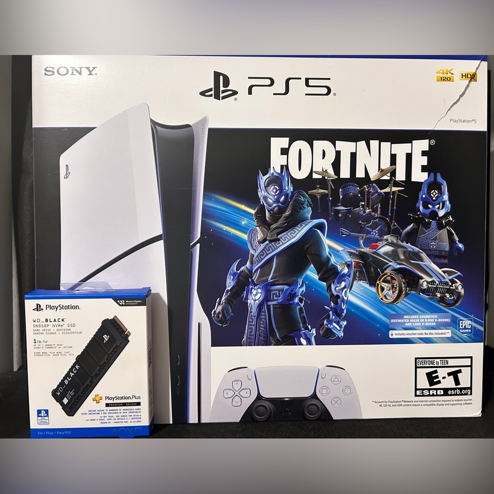 Like New Sony PlayStation 5 Console - White (w original packaging)